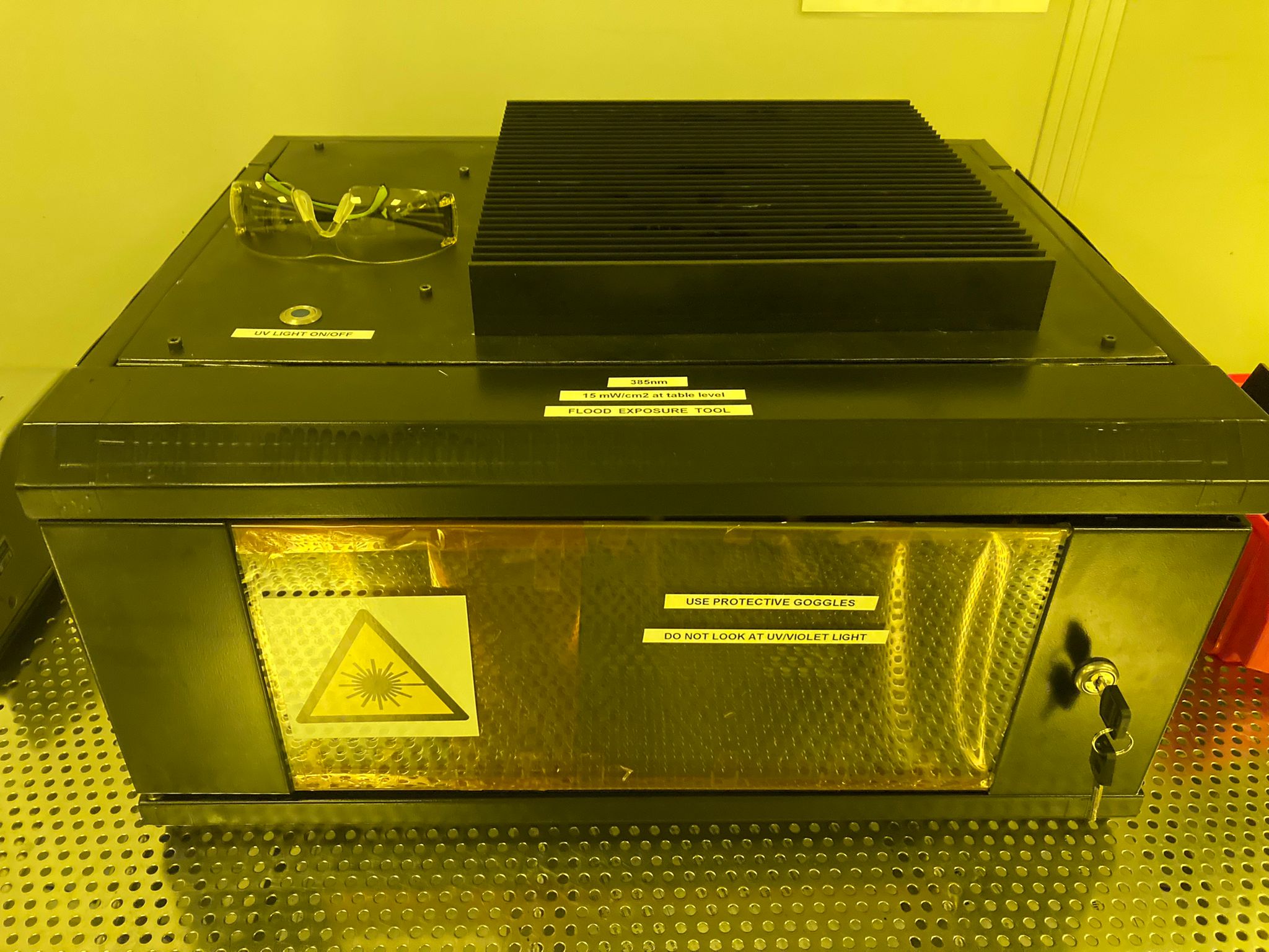 UV Exposure Box - PoliFAB - PoliFAB - PoliMI | Politecnico di Milano